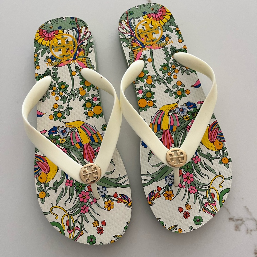 Tory Burch flip flops size 8